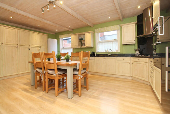 Kitchen Diner