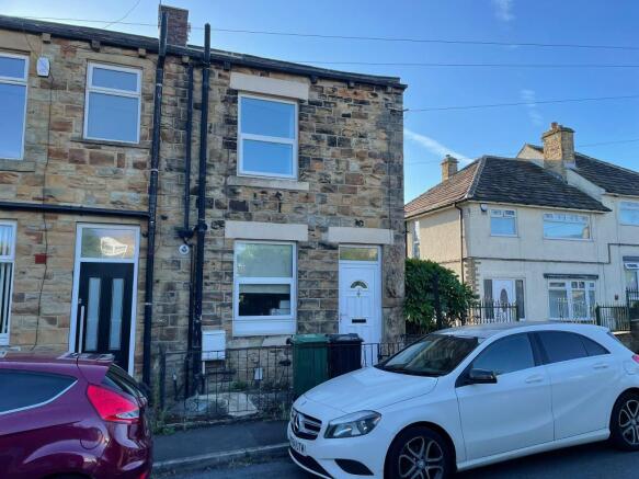 1 bed Terraced to rent Image 9