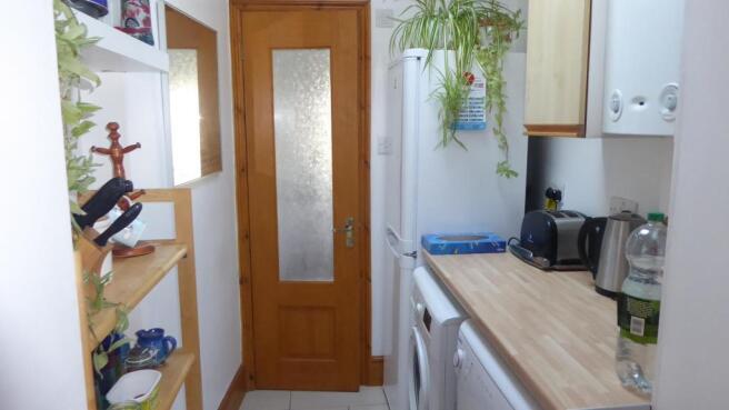 KITCHEN/UTILITY ROOM VIEW