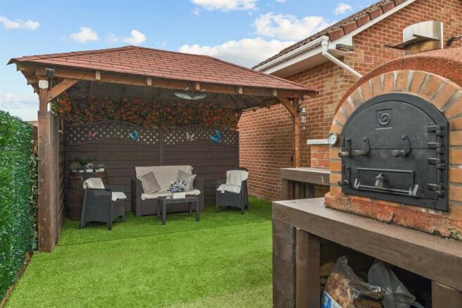 Front Garden Space