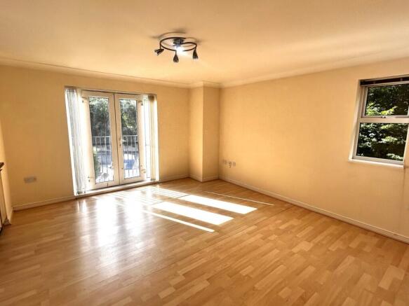 Kitchen/ Living Room