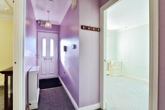 2 bed Bungalow for sale Image 8