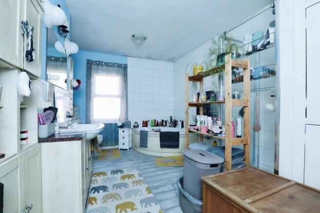 Photo 13