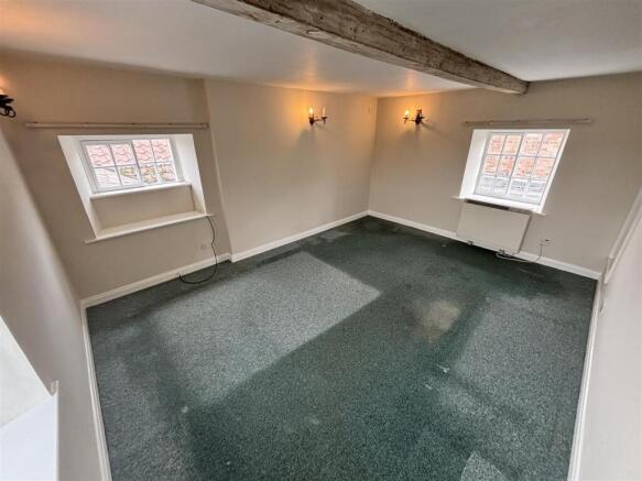 1 bed Apartment to rent Image 11