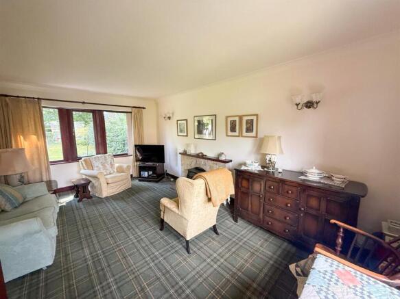 3 bed Semi-Detached for sale Image 6