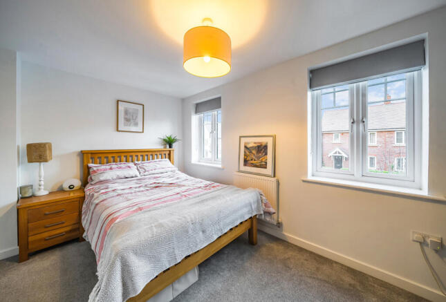 1377012-17-691225...