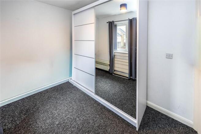 2 bed Apartment for sale Image 8