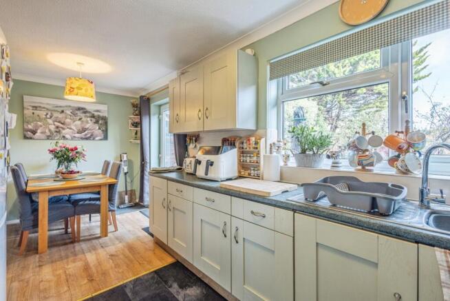Wansbrough Road, Weston-super-Mare, Somerset, BS22 photo 4