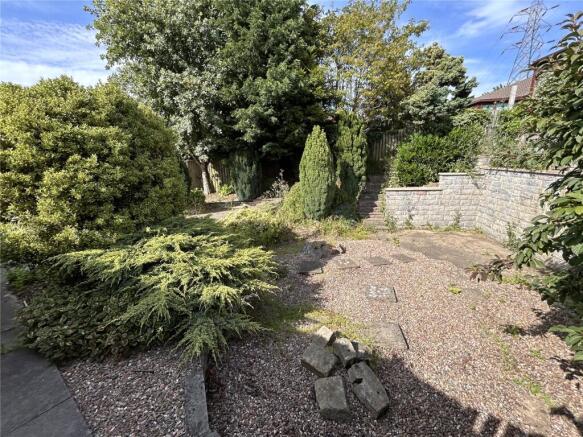 3 bed Bungalow for sale Image 12