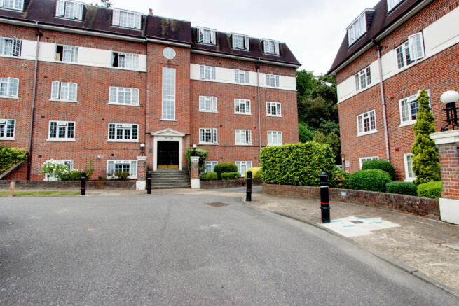Stunning Two Bedroom - Prestigious Development