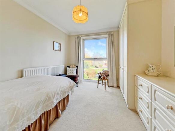 bedroom 3.jpg