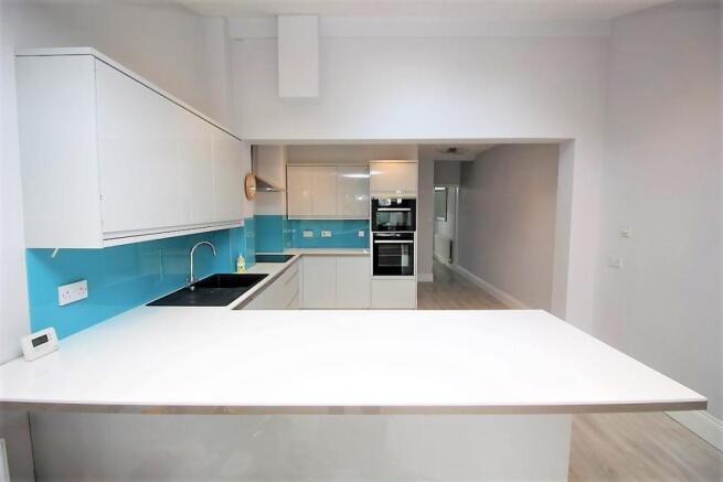 Kitchen/ Family Room