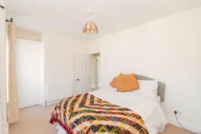 DAORYELSKOOC1 - Bedroom A.jpg