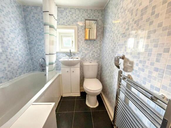 2 bed Terraced for sale Image 11