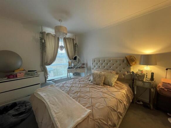 Rear Double Bedroom 2.jpg