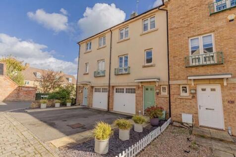 Sir Bernard Lovell Road, Malmesbury, SN16