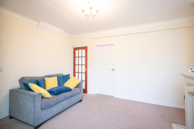 3 bed Terraced to rent Image 7