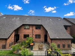15, Cae Gorlan Court, Newport NP11 4TH