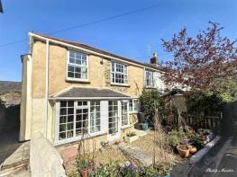 1, Rose Cottage, Fore Street, Truro TR2 4RR
