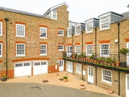 10, Clunbury Court, Manor Street, Berkhamsted HP4 2FF