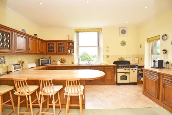 2 bed Flat for sale Image 9
