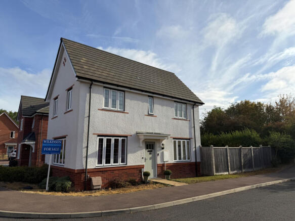 3 Bedroom Detached for Sale
