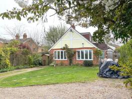43, Woodlands Road, Sonning Common, Reading RG4 9TD