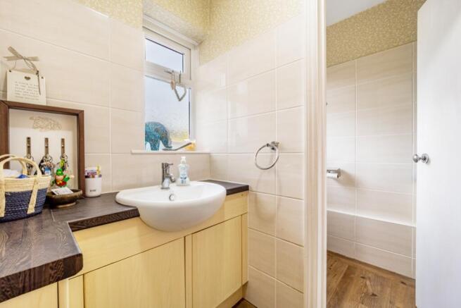9 Blackthorn Lane (Boston)-12