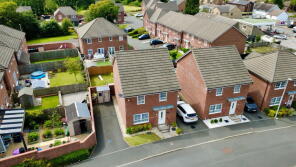 10, Ffordd Moriah, Loughor, Swansea SA4 6AG