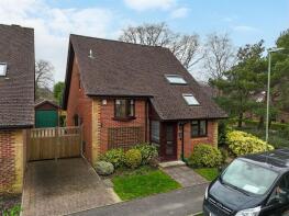 10, Yerville Gardens, Lymington SO41 0UL