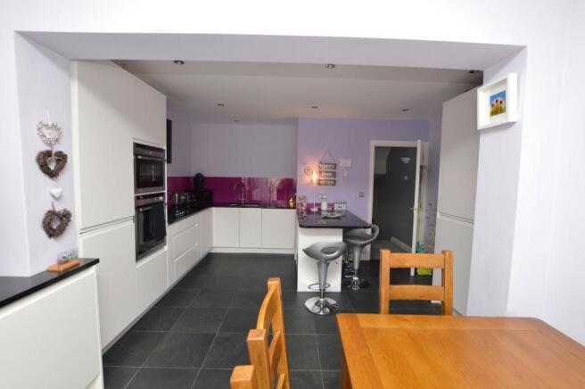 Kitchen/Dining Room