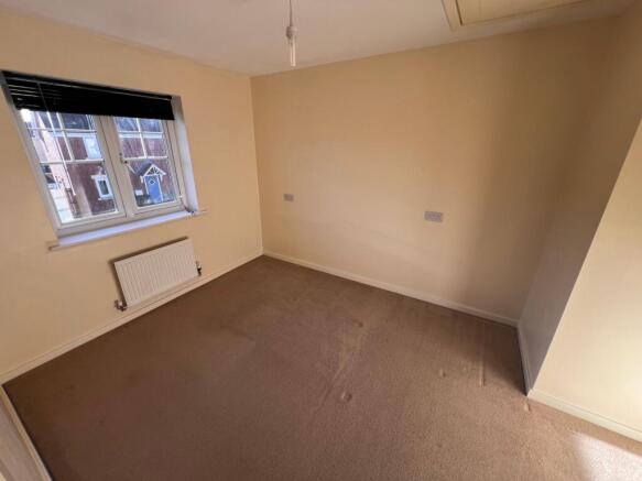 1 bed Apartment to rent Image 4