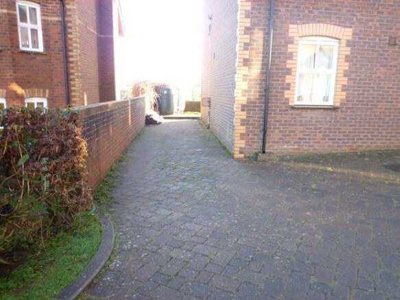 menors place 004
