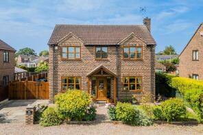 Dale Garth, Hull Road, Hemingbrough, Selby YO8 6QG