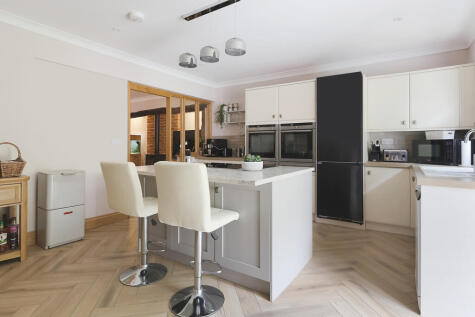 Castle Drive, Horley, Surrey, RH6