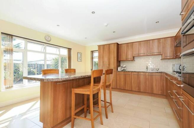 Kitchen/Breakfast Room
