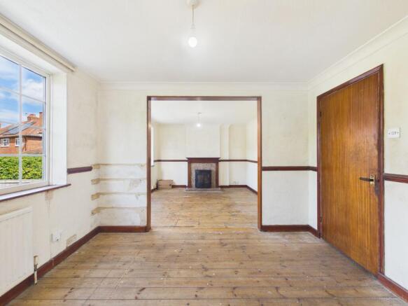 3 bed Semi-Detached for sale Image 5