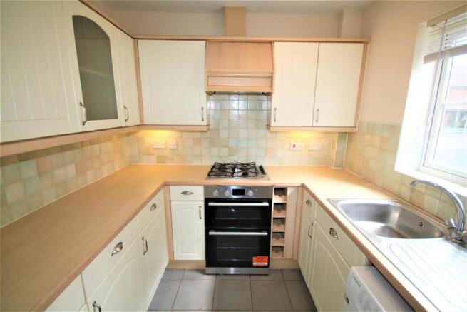 Kitchen a.JPG
