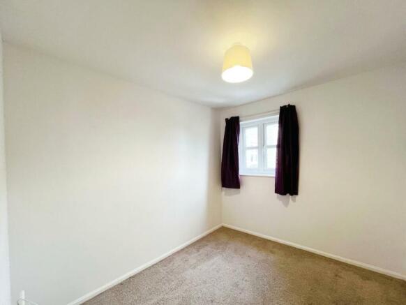 17779537-Bedroom.jpg