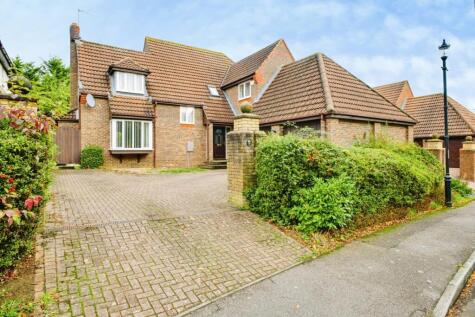 Colonial Drive, Northampton, Northamptonshire, NN4