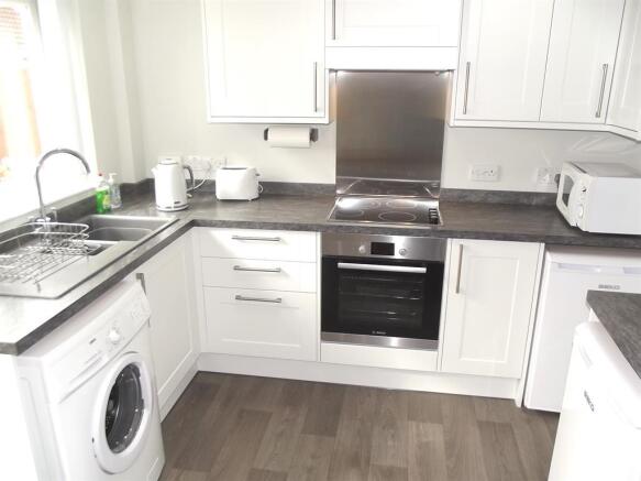 KITCHEN 2ND PHOTO