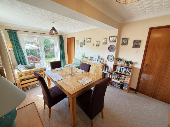 DINING ROOM 3