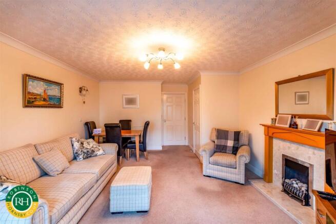 Coniston Drive, Doncaster photo 4