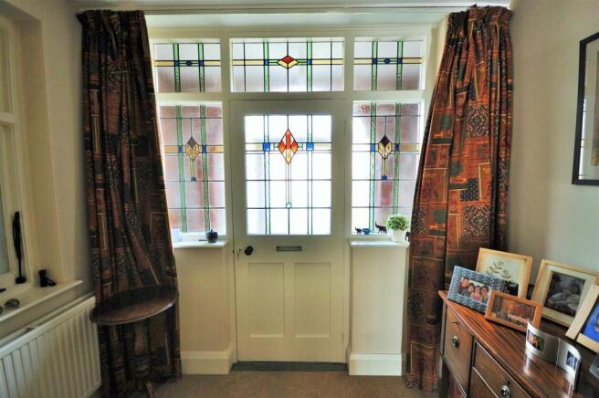 ENTRANCE PORCH