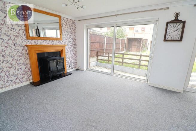 3 bed Town House for sale Image 4