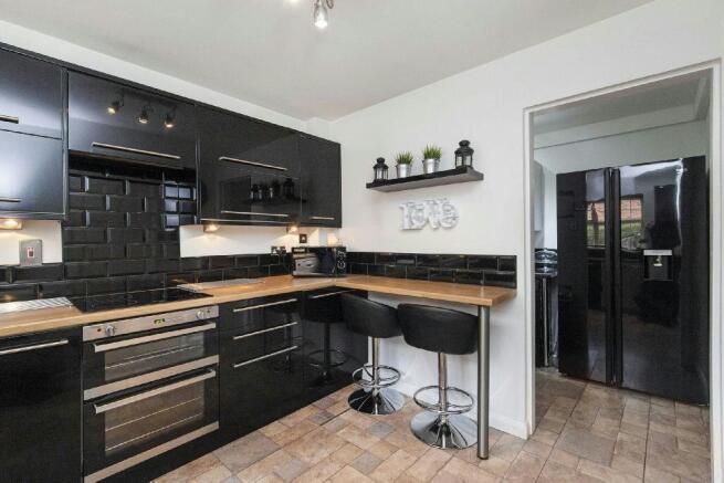 Kitchen/Breakfast Ro