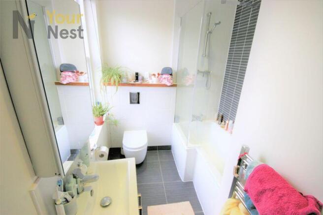 3 bed House to rent Image 9