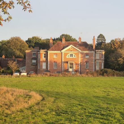 Henbury House.jpg
