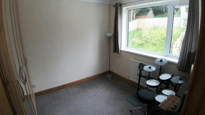 6 Cae'r Efail - Bwlchgwyn - Bedroom 2.jpg