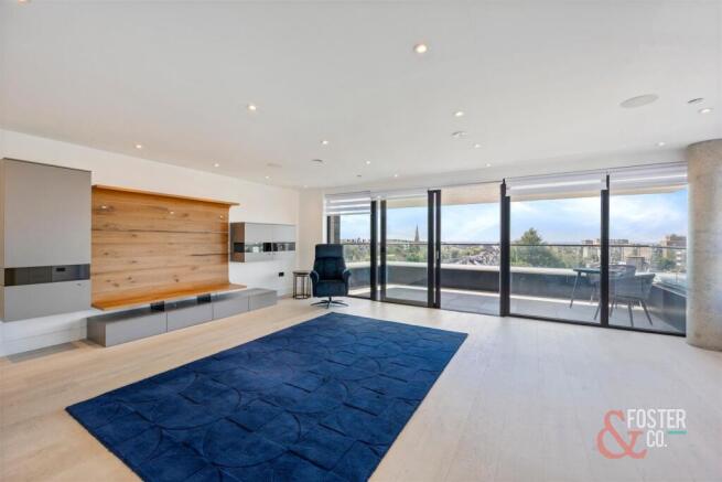 Eaton Road 1, Tate Residence, Flat 31-013.JPG